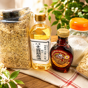 グラノーラ作りに使う太白ごま油とココナッツオイルなどクセのない植物油